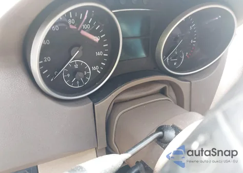 2011 Mercedes-Benz Ml 350 4Matic z USA, uszkodzony, nr VIN 4JGBB8GBXBA692172